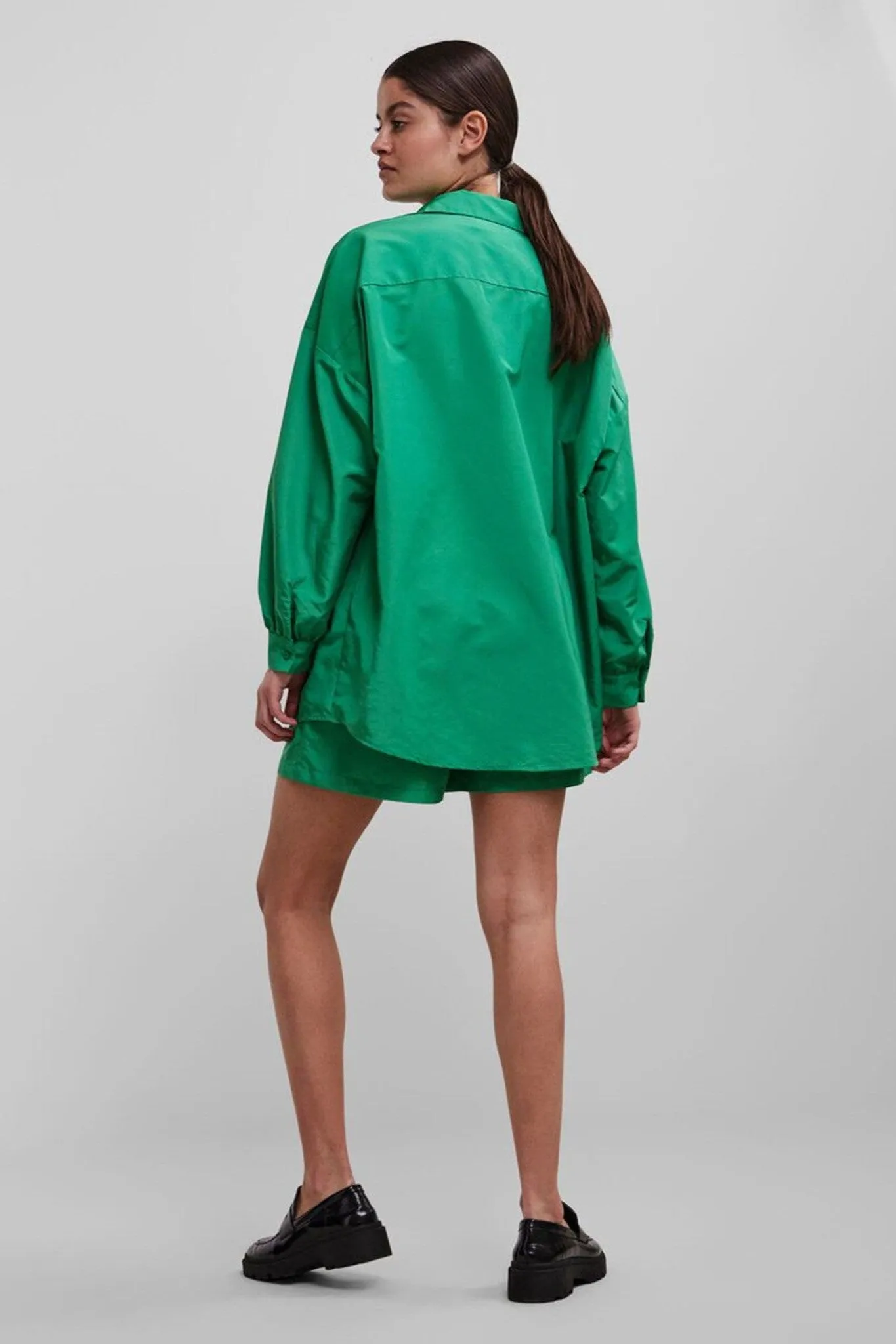 Chrilina Oversized Shirt - Simple Green