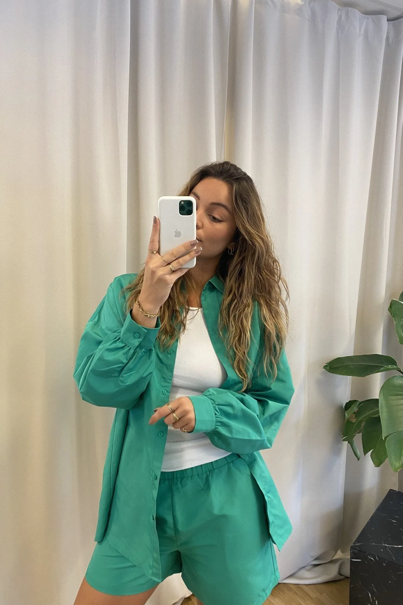 Chrilina Oversized Shirt - Simple Green