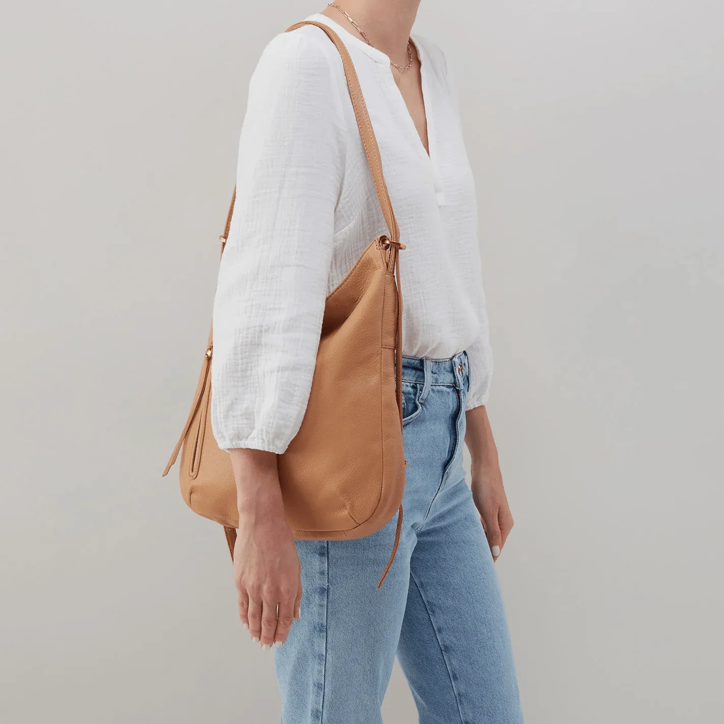 HOBO Merrin Leather Convertible Backpack In Sandstorm