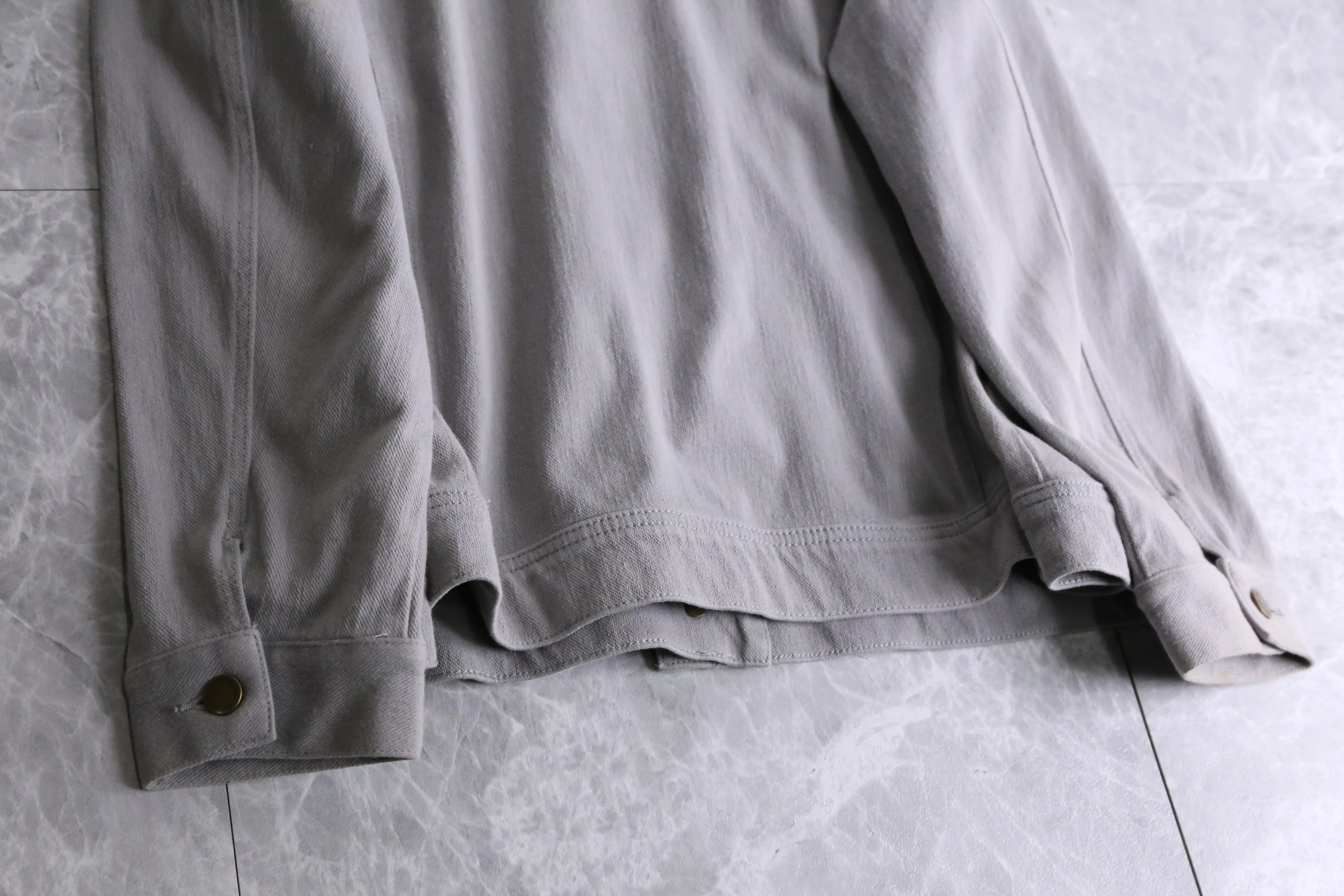simple gray color cotton shirt jacket