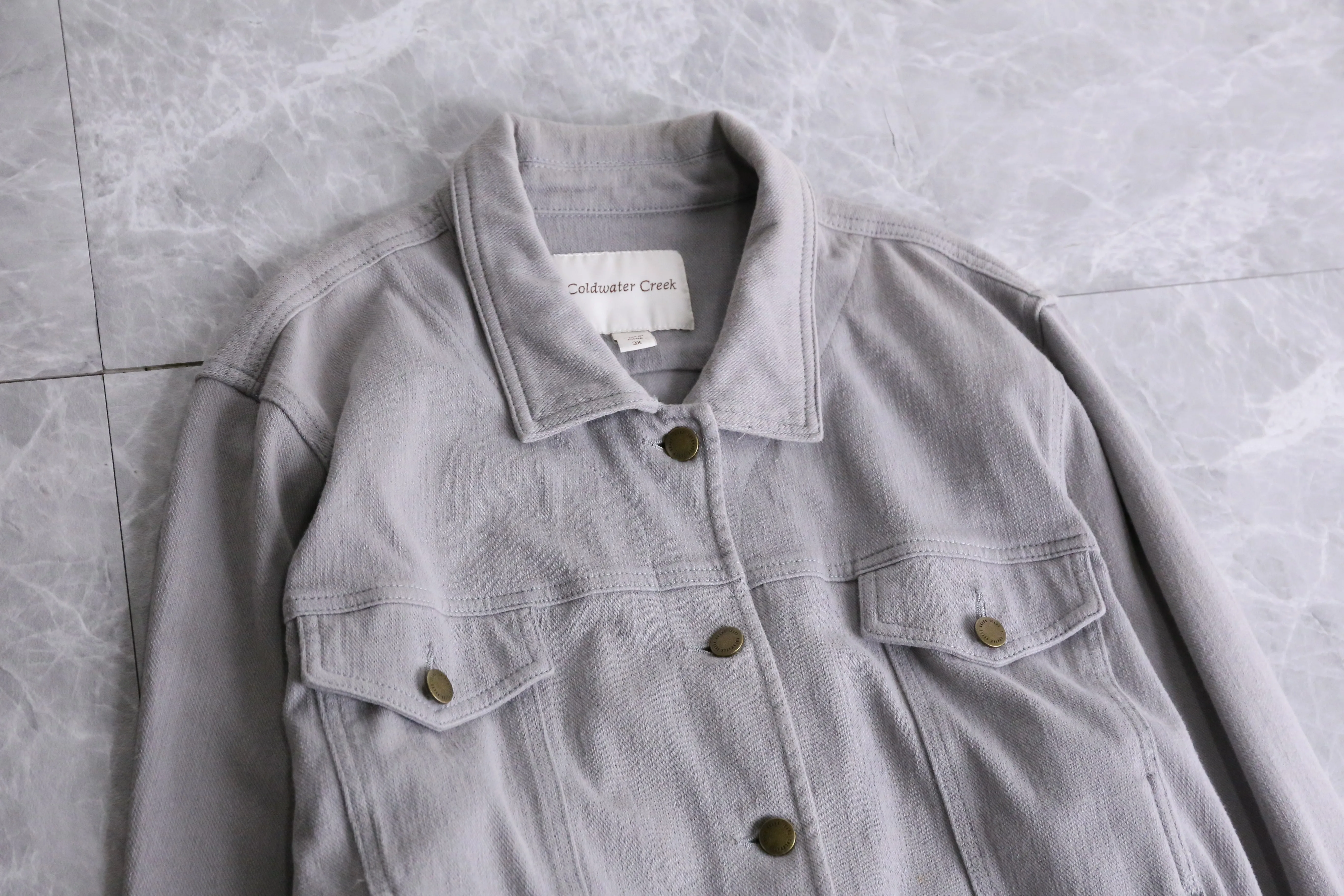 simple gray color cotton shirt jacket