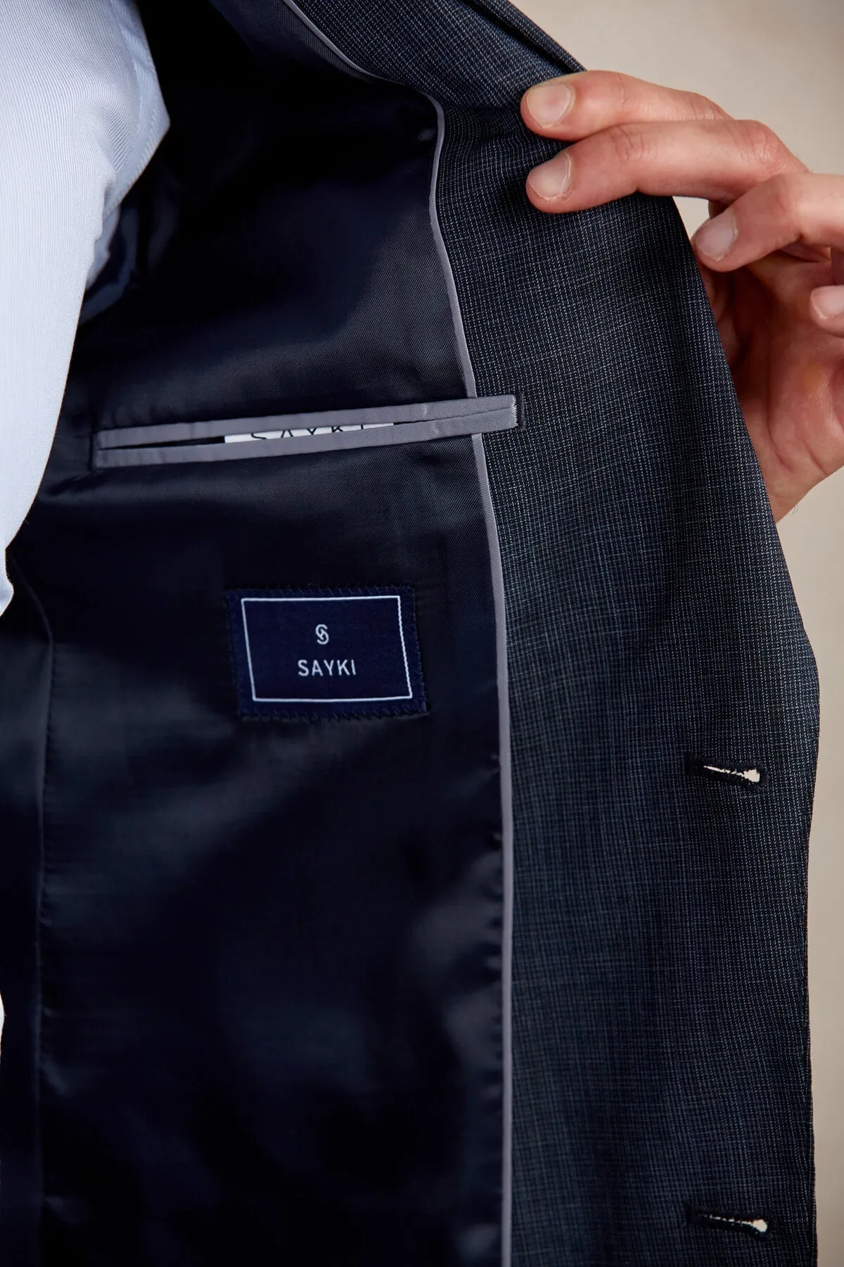 Slim Fit Wool Blend Navy Peak Lapel Classic Suit