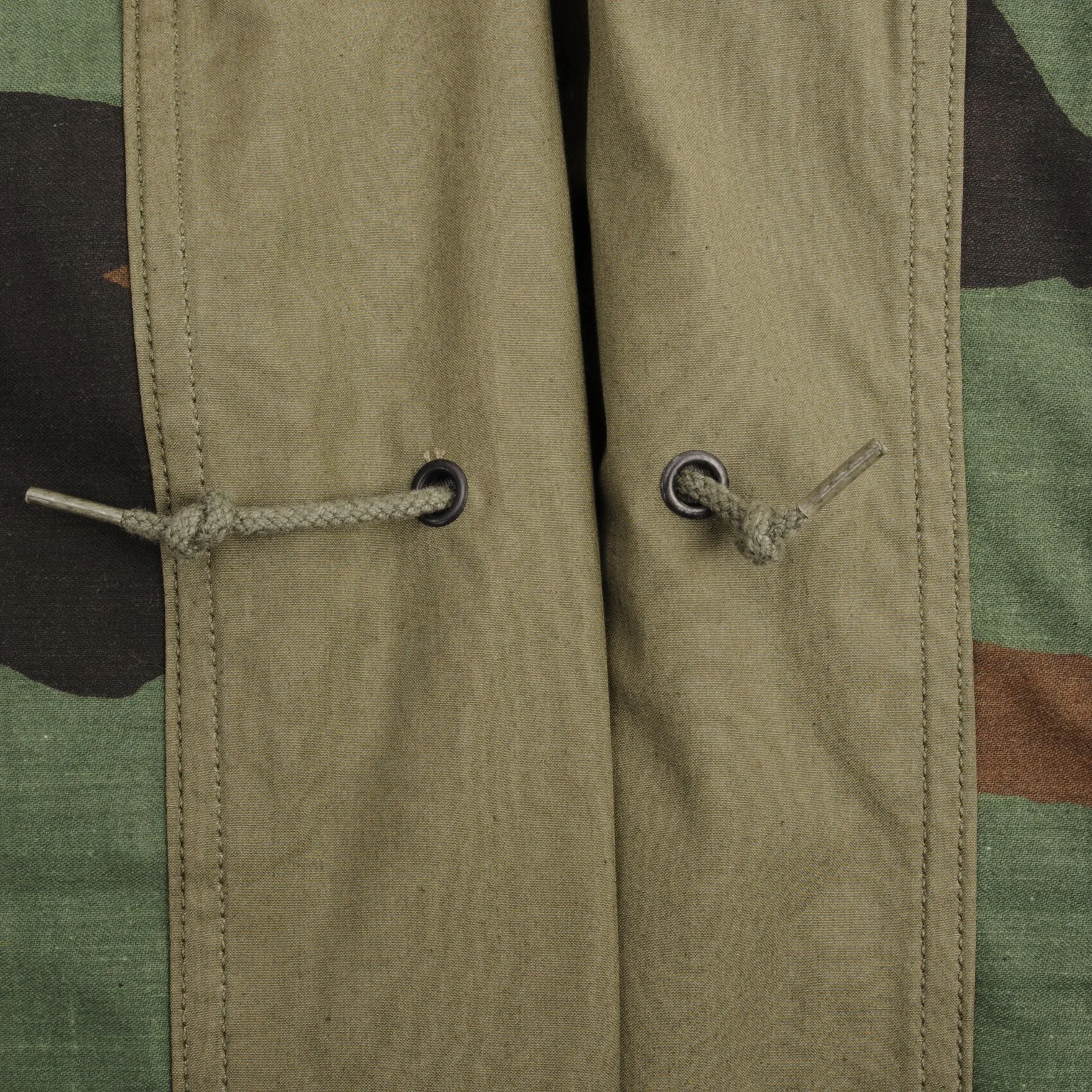 VINTAGE US ARMY M65 WOODLAND CAMO FIELD JACKET 1985 MEDIUM SHORT NOS